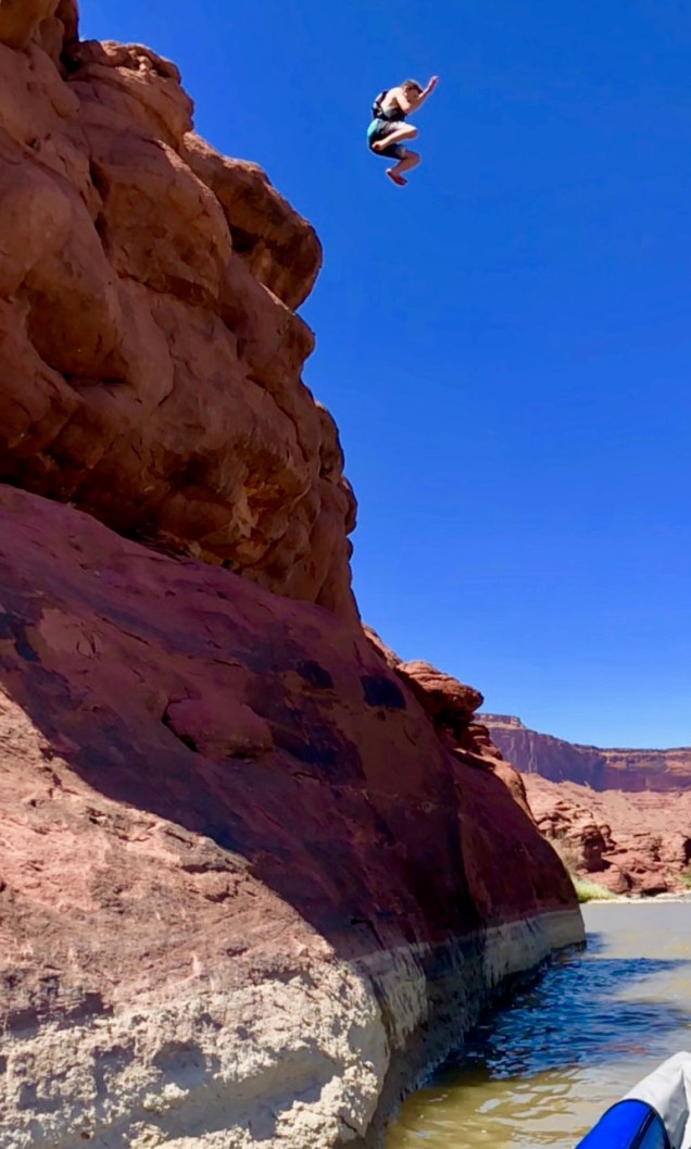 Frame-25-06-2018-10-09-52